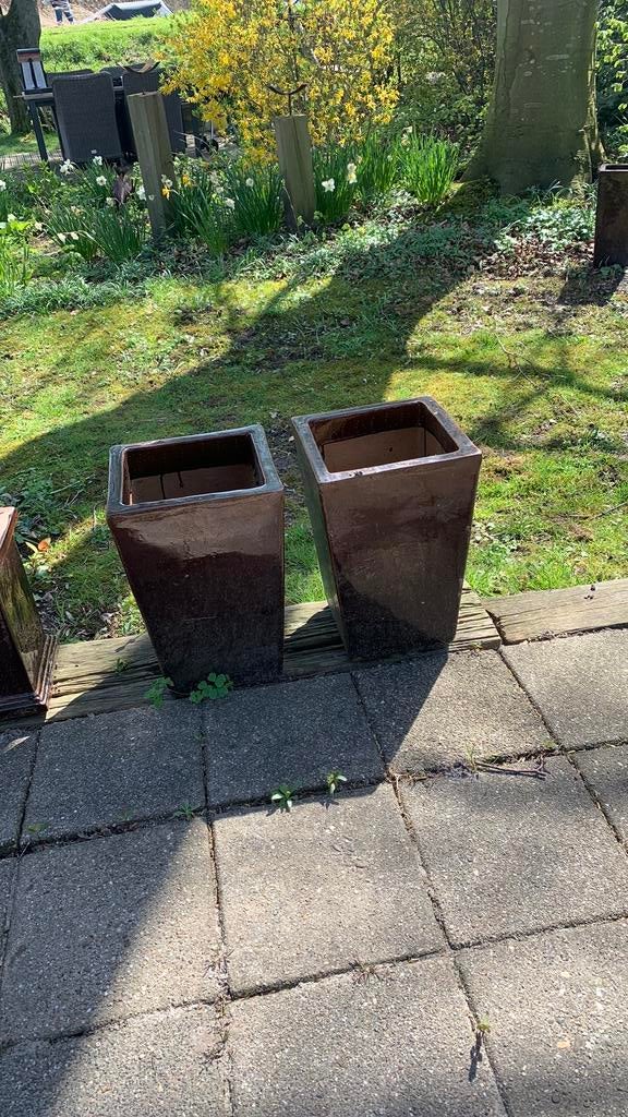 Vijf bruine geglazuurde bloempotten, Ophalen, Steen, Gebruikt, Overige vormen