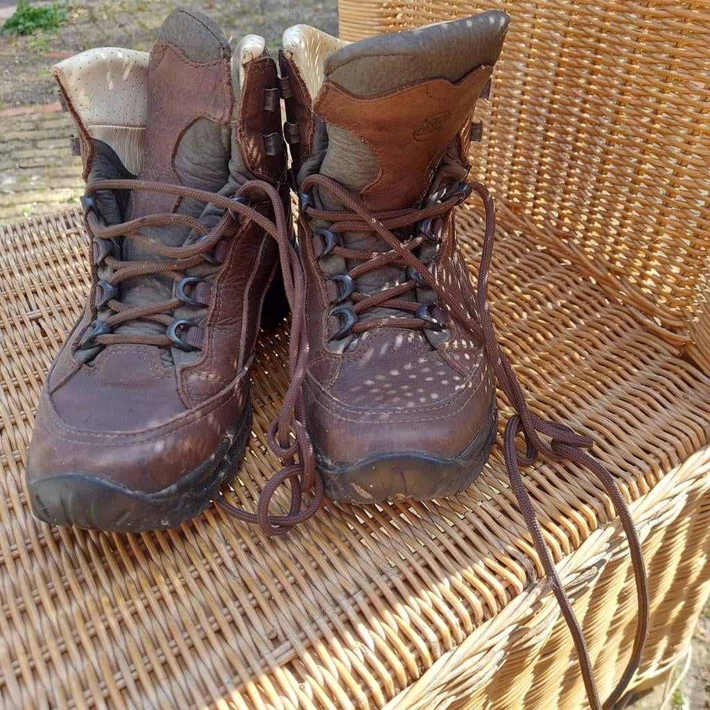Hanwag wandelschoenen maat 37.5, Ophalen of Verzenden, Zo goed als nieuw, Schoenen