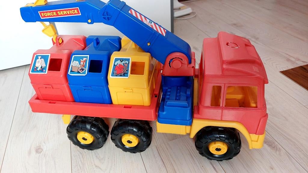 Speelgoed vrachtwagen, Ophalen, Zo goed als nieuw