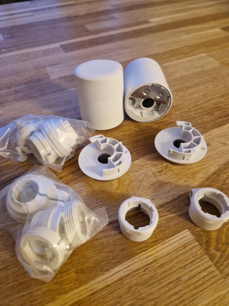 Tado Slimme Thermostaatknoppen - 2 Stuks, Ophalen of Verzenden, Slimme thermostaat, Gebruikt