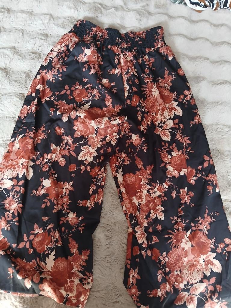 Shein Bloemenprint Broek - Maat L (40/42), Kleding | Dames, Broeken en Pantalons, Maat 38/40 (M), Overige kleuren, Ophalen of Verzenden