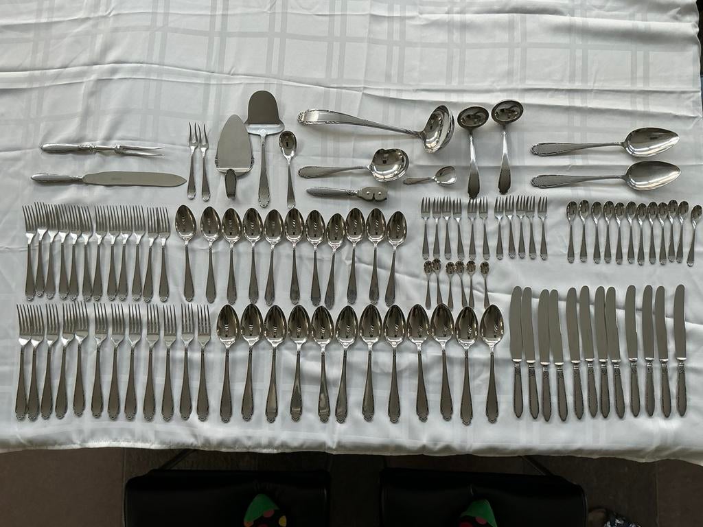 Gero Zilmeta roestvrijstaal bestek, 103-delig, model 517, Ophalen