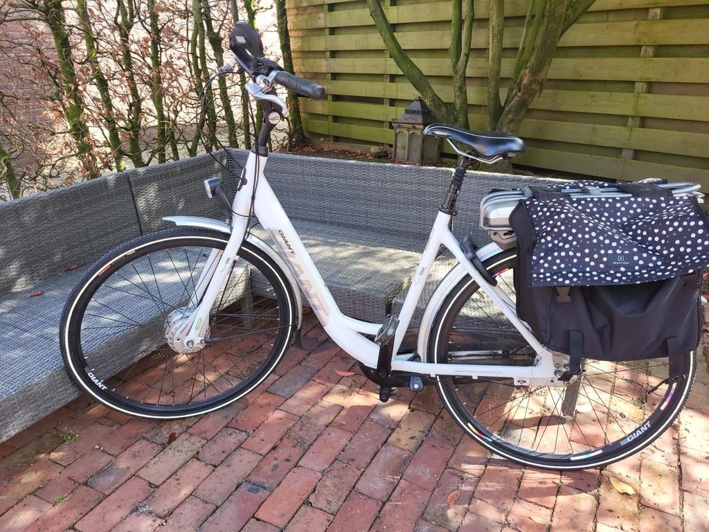 Giant elektrische fiets, Fietsen en Brommers, Elektrische fietsen, Ophalen