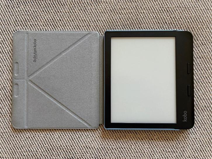 Kobo Libra 2 BW (zwart-wit editie), Computers en Software, E-readers, Gebruikt, 7 inch, 16 GB of meer, Touchscreen, Waterbestendig
