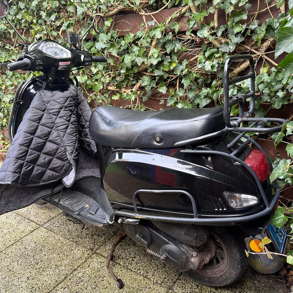 Scooter 50cc blue plate.  in Lelystad, Ophalen, Benzine, Overige modellen