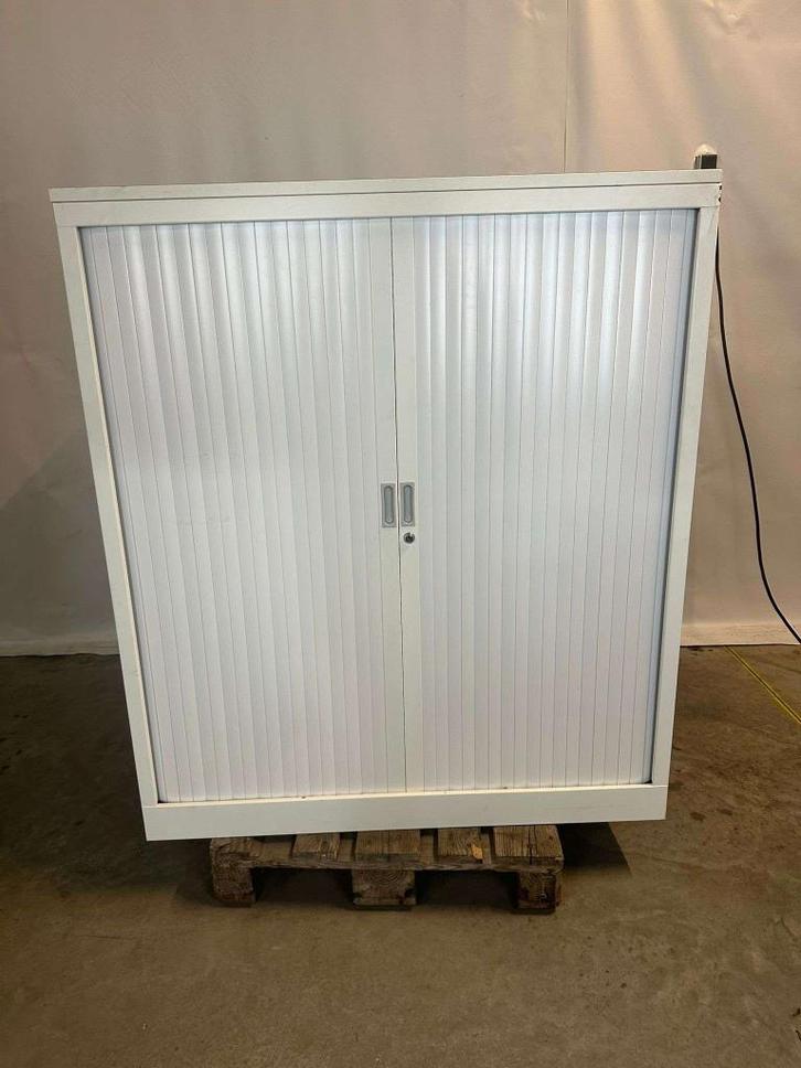 Witte archiefkast roldeurkast dossierkast kantoorkast, Huis en Inrichting, Kasten | Roldeurkasten en Archiefkasten, Gebruikt, 100 tot 150 cm