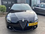 Alfa Romeo Giulietta 1.4 T Sprint *Automaat*LM velgen*170PK*, Auto's, Alfa Romeo, Stof, Euro 6, 4 cilinders, Zwart