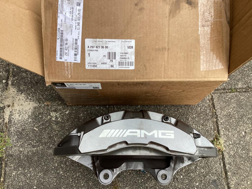 Mercedes AMG REMKLAUW A2974219600, Auto-onderdelen, Remmen en Aandrijving, Ophalen of Verzenden, Gebruikt, Mercedes-Benz