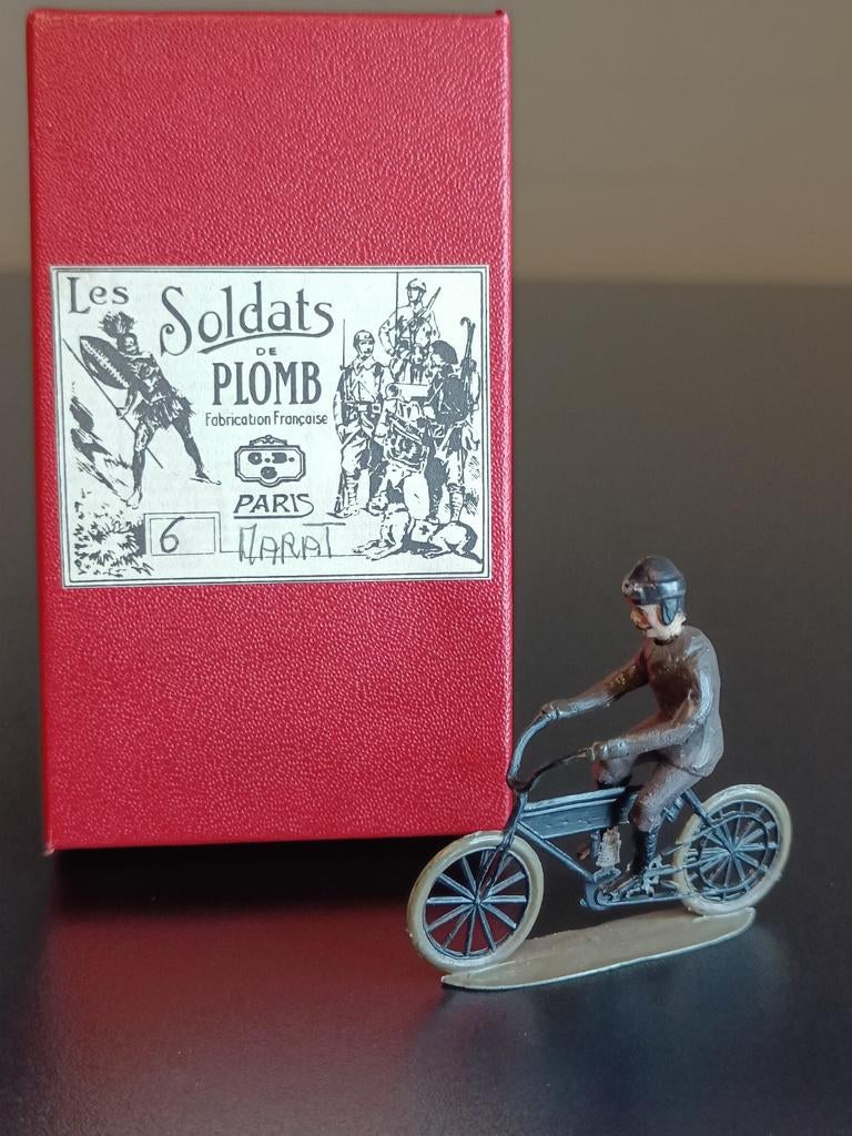 Les soldats de plomb figuurtje op fiets., Hobby en Vrije tijd, Modelbouw | Figuren en Diorama's, Ophalen of Verzenden, Nieuw, Figuur of Figuren