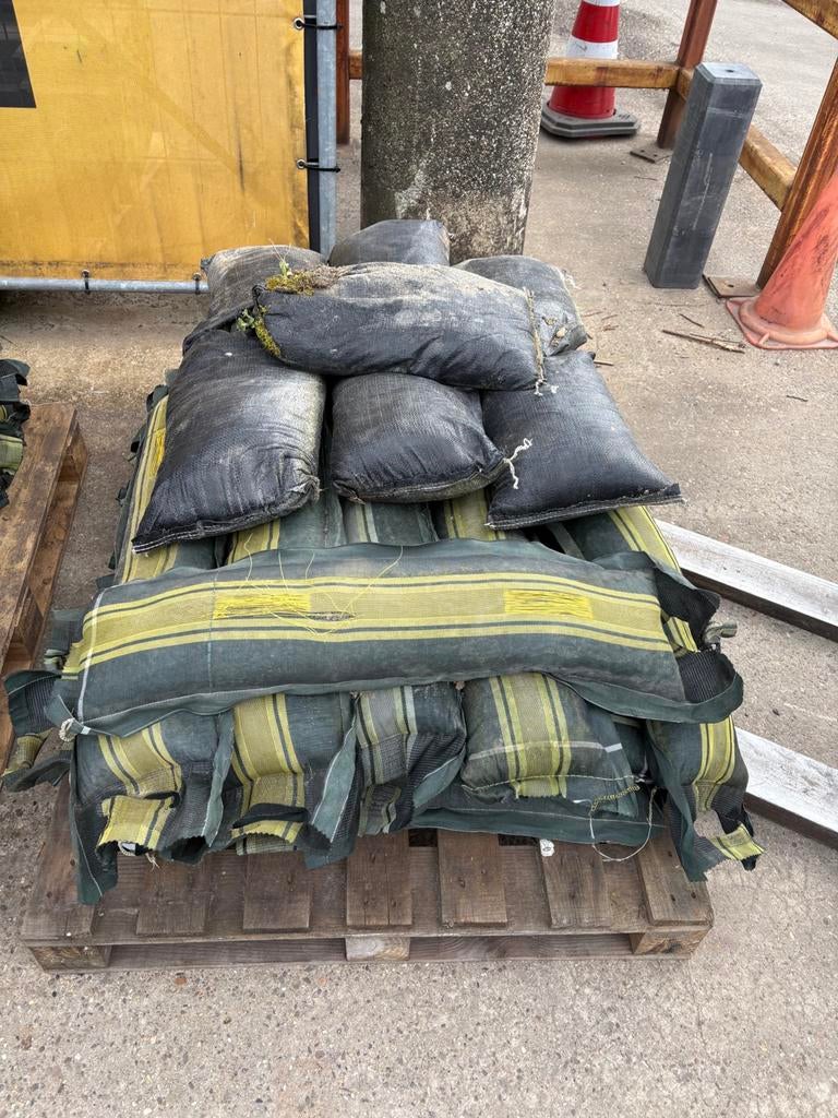 Zandslurven / Ballastzakken, Ophalen, Overige materialen, Gebruikt, Overige typen