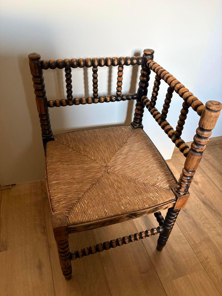 Antiek driehoek stoeltje, Antiek en Kunst, Ophalen