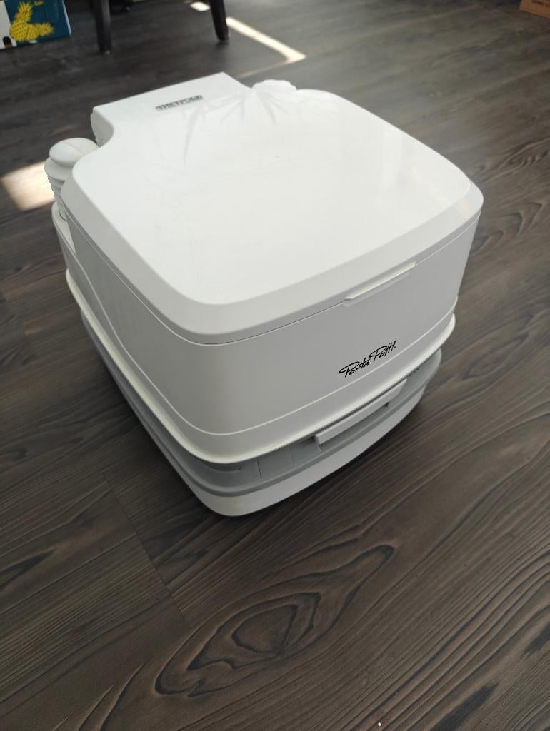 Thetford Porta Potti 145 draagbaar toilet, Ophalen, Zo goed als nieuw