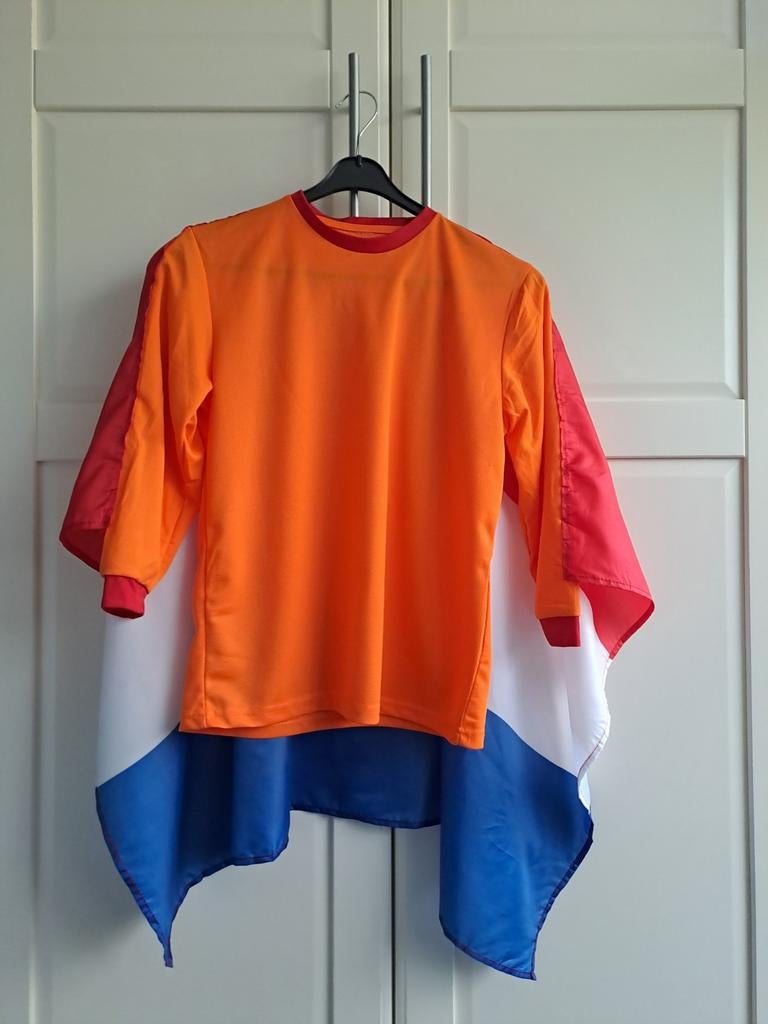 Koningsdag shirt met vlag op de rug, maat 152, Ophalen of Verzenden, Zo goed als nieuw, Meisje, Shirt of Longsleeve