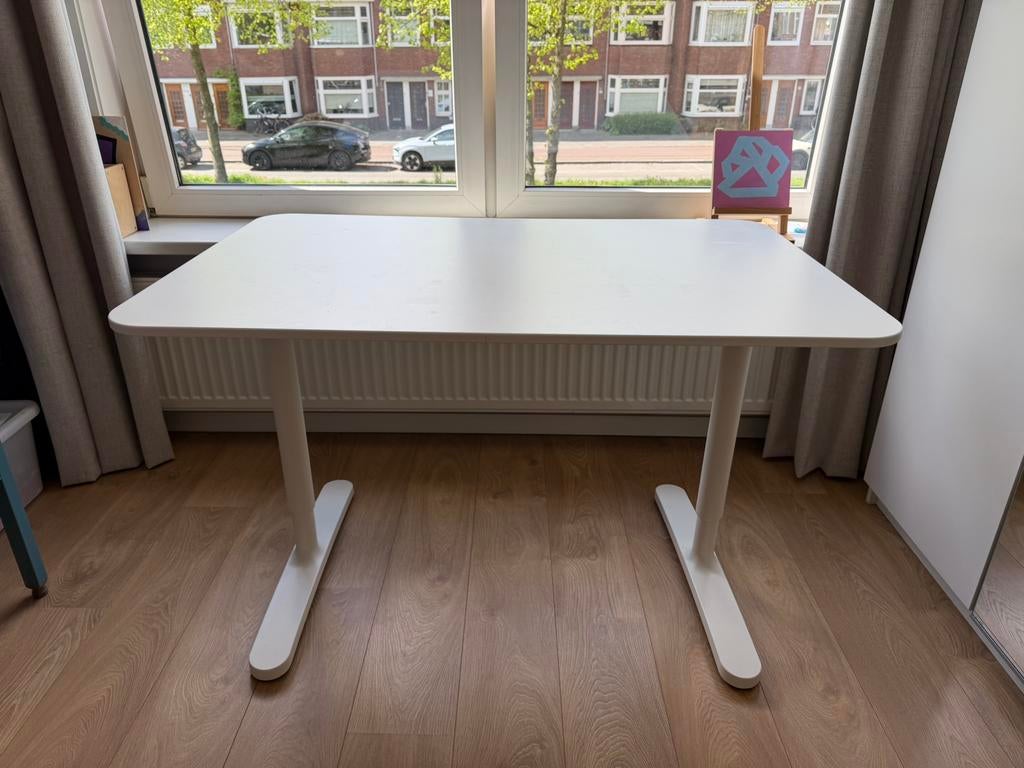 IKEA BEKANT Bureau wit - 120x80 cm - Nette staat, Huis en Inrichting, Ophalen, Gebruikt, 120 cm, Scandinavisch