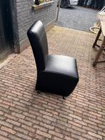 Zwarte leren eetkamerstoelen op wieltjes, Ophalen, Overige materialen, Gebruikt, Zwart