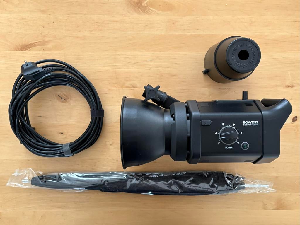 Bowens Gemini 200Rx, Ophalen of Verzenden, Zo goed als nieuw, Overige merken