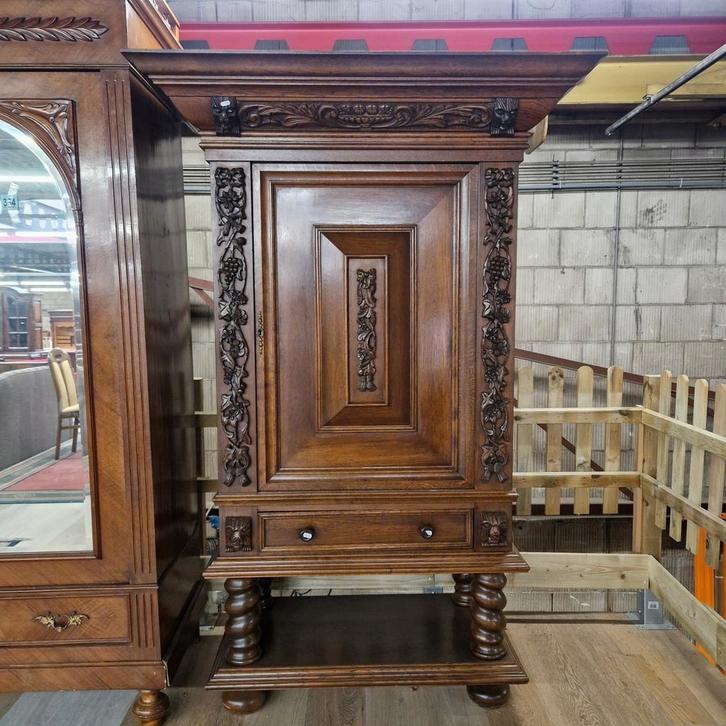 Antieke kast. origineel Groenlose. Eiken, Antiek en Kunst, Antiek | Kantoor en Zakelijk, Ophalen