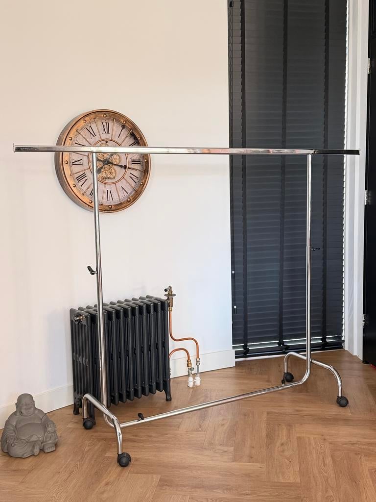 Verrijdbaar en demonteerbaar kledingrek, Ophalen, Zo goed als nieuw