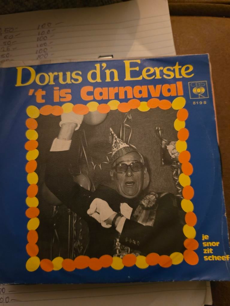 Dorus d'n Eerste - 't is Carnaval / Je snor zit scheef, Ophalen of Verzenden, Gebruikt, 7 inch