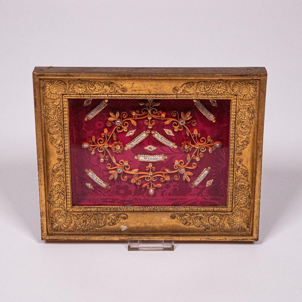 Relieken in lijst, vervaardigd circa 1800, Ophalen of Verzenden