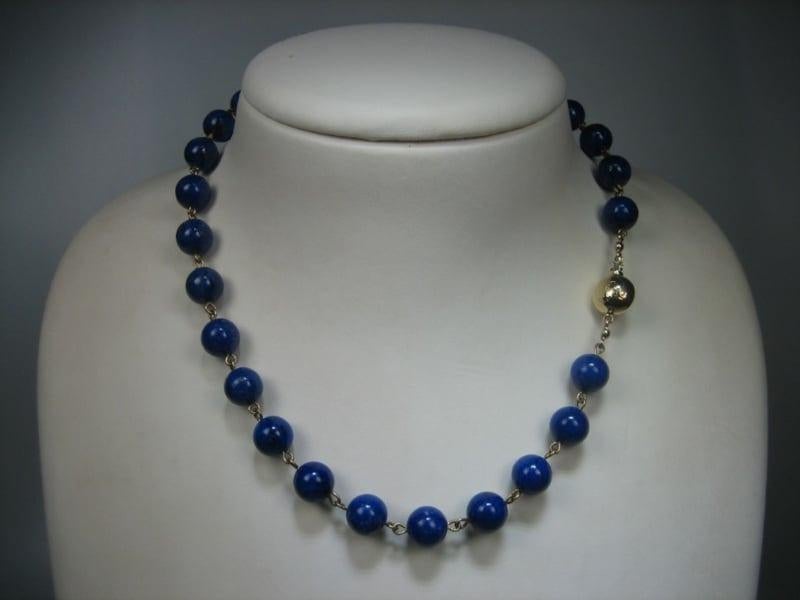 Lapis-Lazuli collier met 14 karaat gouden bolsluiting, Zo goed als nieuw, Met edelsteen, Goud, Verzenden