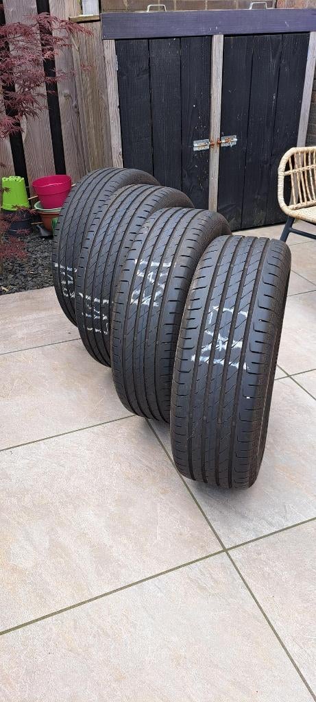 autobanden, Auto-onderdelen, Banden en Velgen, Band(en), Zomerbanden, 17 inch, 215 mm, Personenwagen, Gebruikt, Ophalen