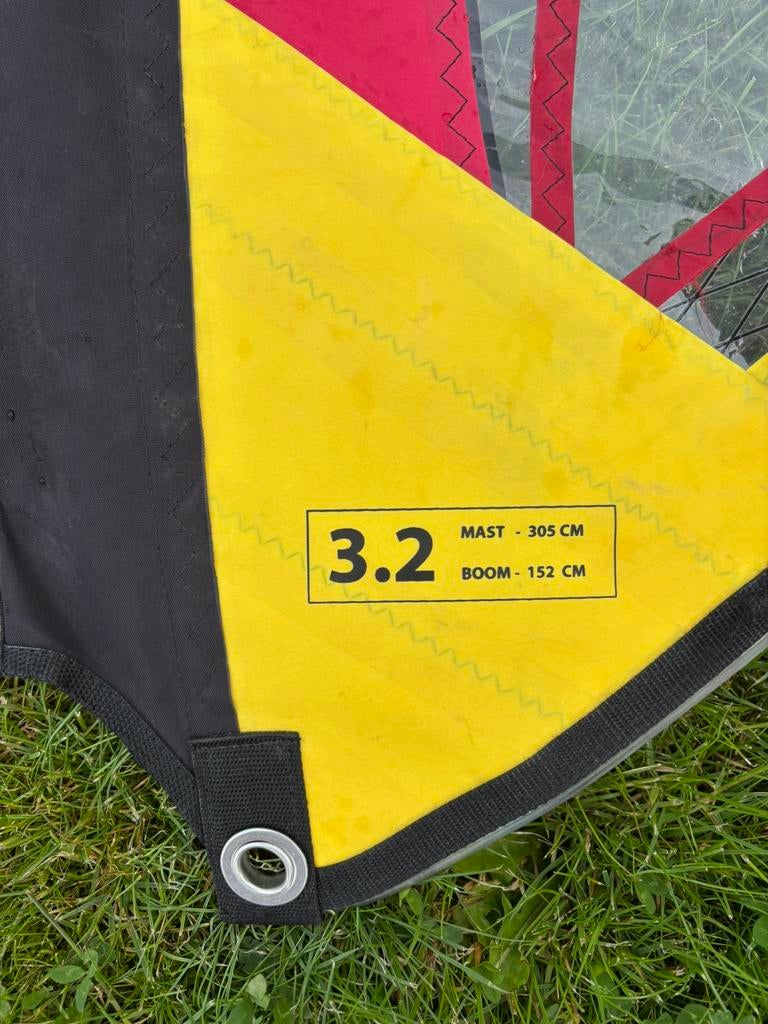 Tiki 3.2 Kinderzeil, Ophalen, Zo goed als nieuw, Zeil, Minder dan 5 m²
