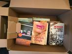 2 dozen en 2 tassen boeken, Ophalen, Zo goed als nieuw, Verschillende onderwerpen