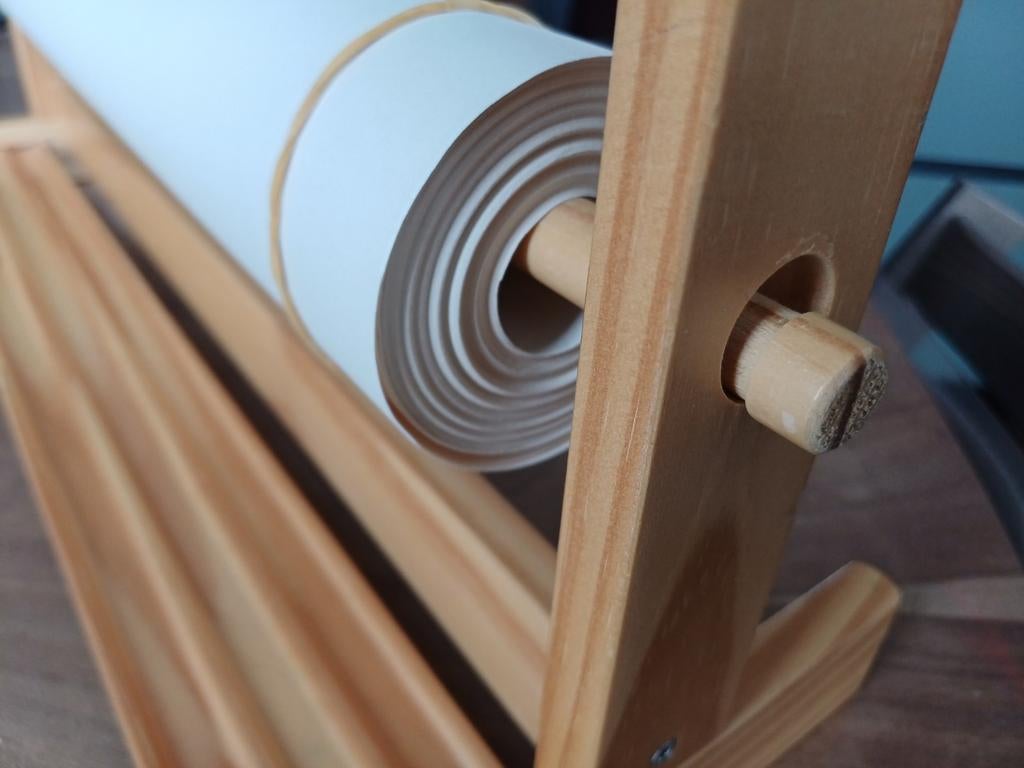 Ikea tekenrolhouder met opbergruimte en papier, Ophalen, Gebruikt, Knutselen