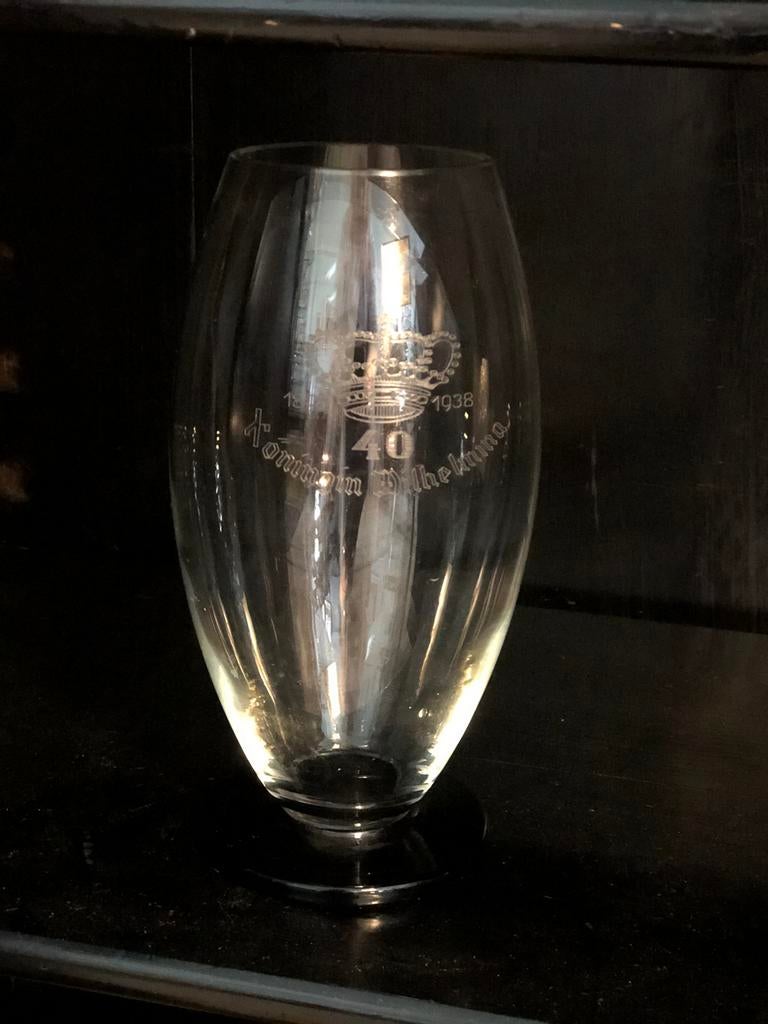 Vaas geëtst glas 40-jarig jubileum Koningin Wilhelmina, Verzamelen, Koninklijk Huis en Royalty, Onbekend, Ophalen of Verzenden