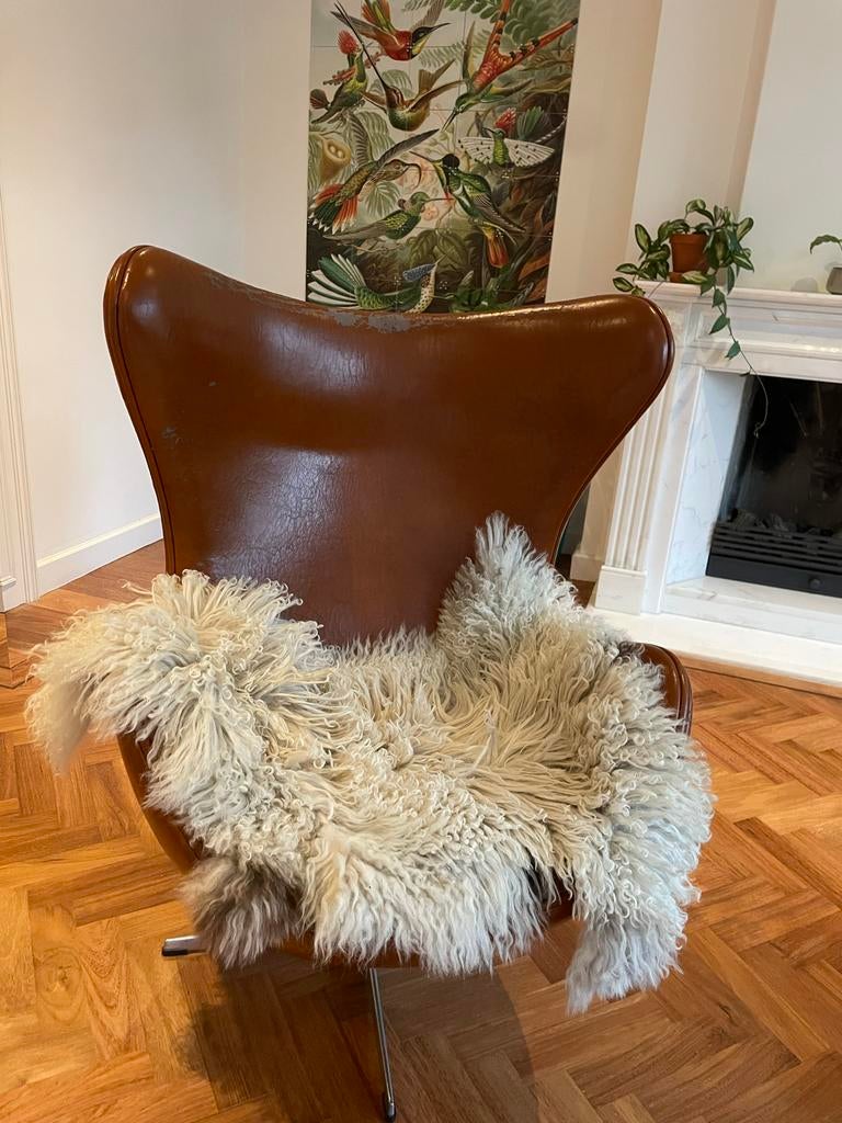 Cognacc bruine Egg chair (replica), Huis en Inrichting, Ophalen, Gebruikt, Bruin, Leer