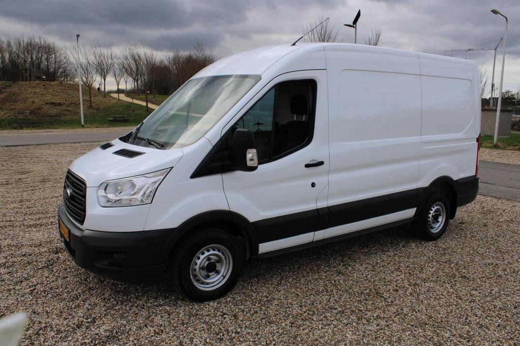 Ford Transit 290 2.2 TDCI L2H2 Ambiente Lang Hoog met Airco, Auto's, Voorwielaandrijving, Euro 5, 101 pk, Gebruikt