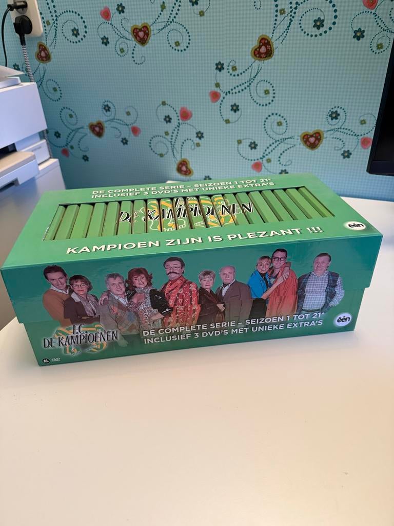FC De Kampioenen DVD Box Seizoen 1-21 + Extra's, Alle leeftijden, Boxset, Ophalen of Verzenden, Zo goed als nieuw
