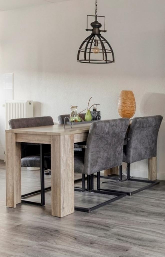 Meubelset / eettafelset, Ophalen