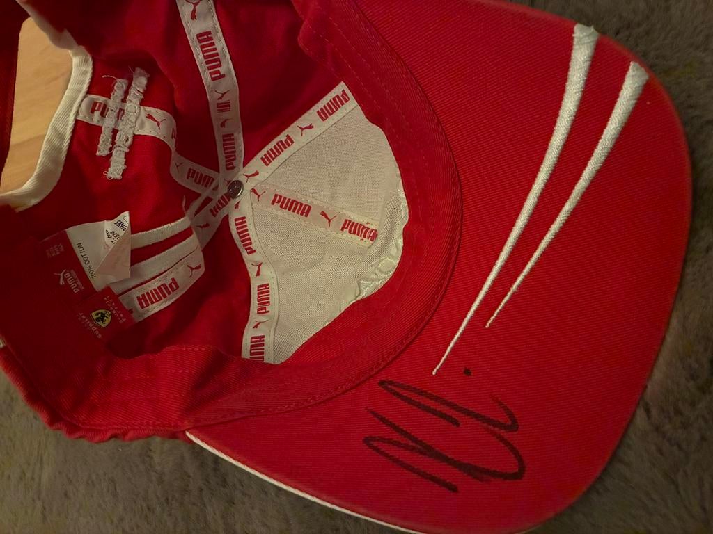Kimi Raikkonen Ferrari gesigneerde cap formule 1., Ophalen of Verzenden, Zo goed als nieuw, Formule 1