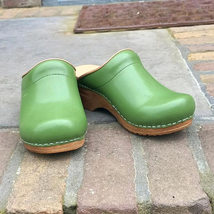 Sanita klompen 37 NIEUW, Kleding | Dames, Schoenen, Nieuw, Groen, Ophalen of Verzenden