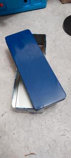 Blauwe metalen etui/opbergdoosje, Ophalen, Gebruikt