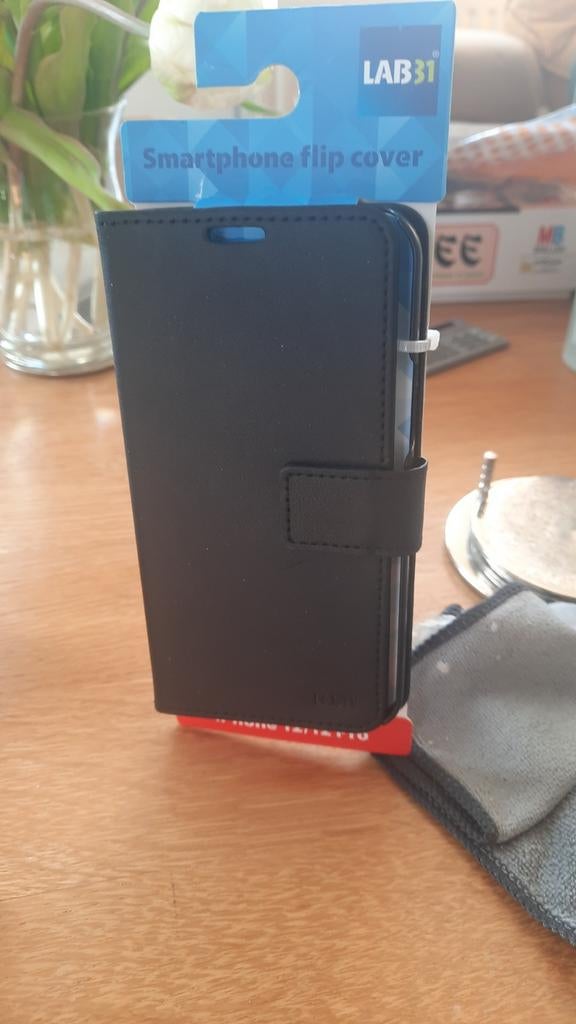 LAB31 Smartphone Flip Cover voor iPhone 12/12 Pro Zwart, Telecommunicatie, Kunststof, Zwart, Overige merken, Nieuw