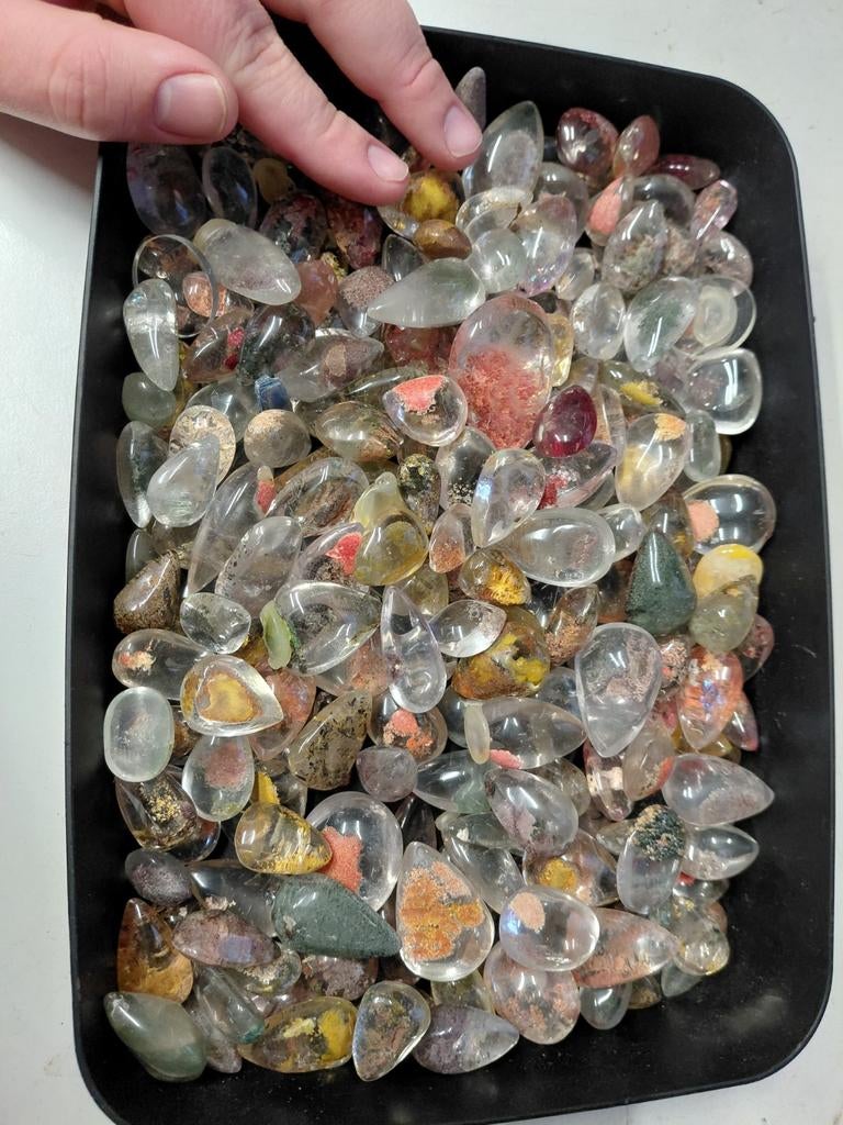 Grote partij matrix kwarts trommelstenen, Verzamelen, Mineralen en Fossielen, Ophalen of Verzenden