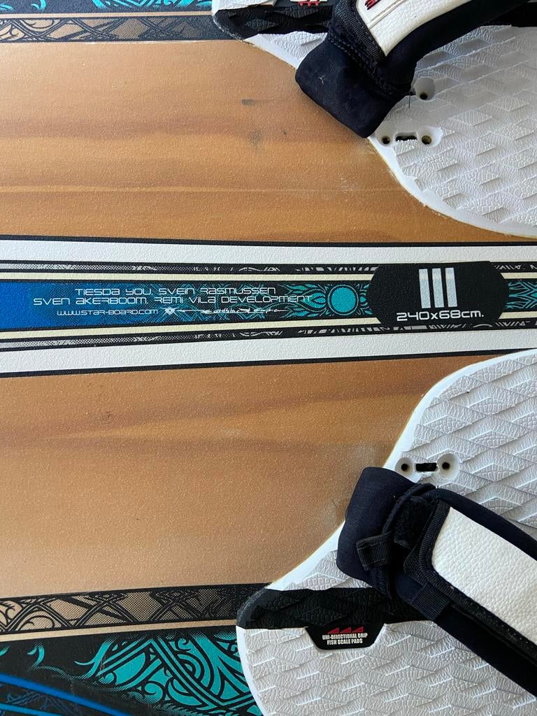 Starboard Windsurfplank met draagtas - 240x68cm, Watersport en Boten, Ophalen, Met draagtas, Minder dan 250 cm, Plank