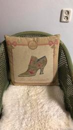 Decoratief kussen met schoenafbeelding, Ophalen of Verzenden, Nieuw