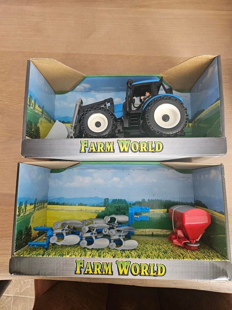 Farm World tractor met voorlader en landbouwwerktuigen, Ophalen of Verzenden, Nieuw