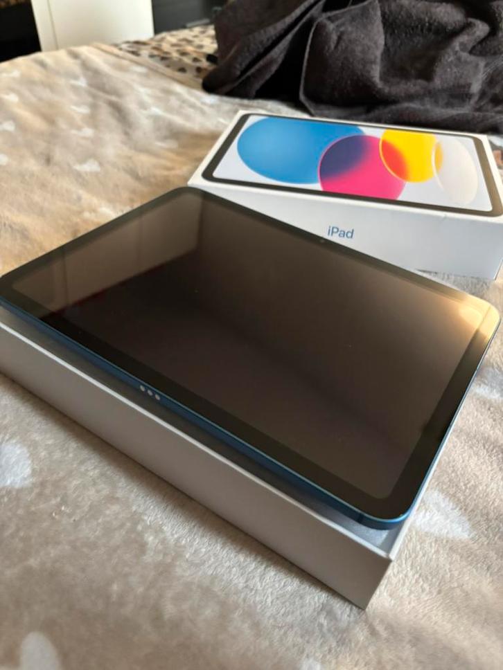 Apple iPad 10th generation blauw wifi+ cellular, Computers en Software, Apple iPads, Zo goed als nieuw, Apple iPad, Wi-Fi en Mobiel internet