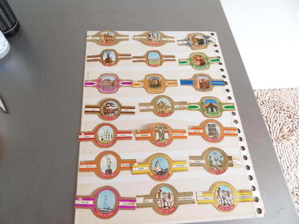 sigarenbandjes Derk de Vries blad 2, Ophalen of Verzenden, Zo goed als nieuw, Sigarenbandjes