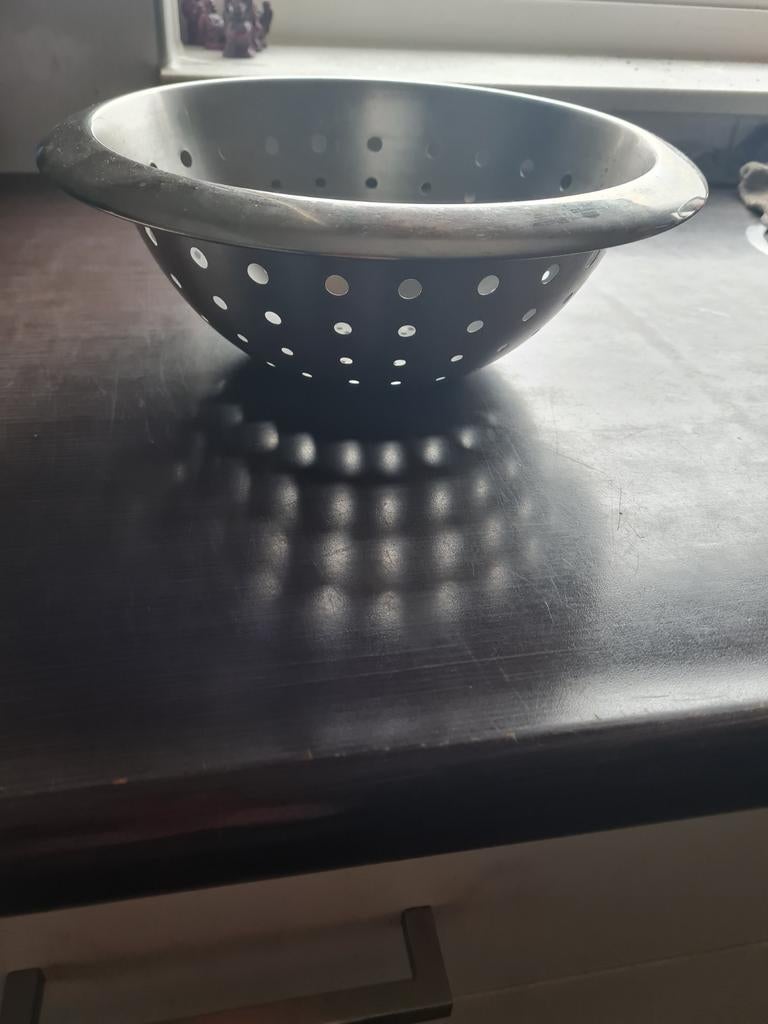 2 Vergiet en servies en tupperware, Overige typen, Ophalen of Verzenden, Zo goed als nieuw, Grijs