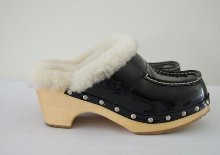 UGG’s klompjes, Kleding | Dames, Schoenen, Ophalen of Verzenden, Zo goed als nieuw, Zwart