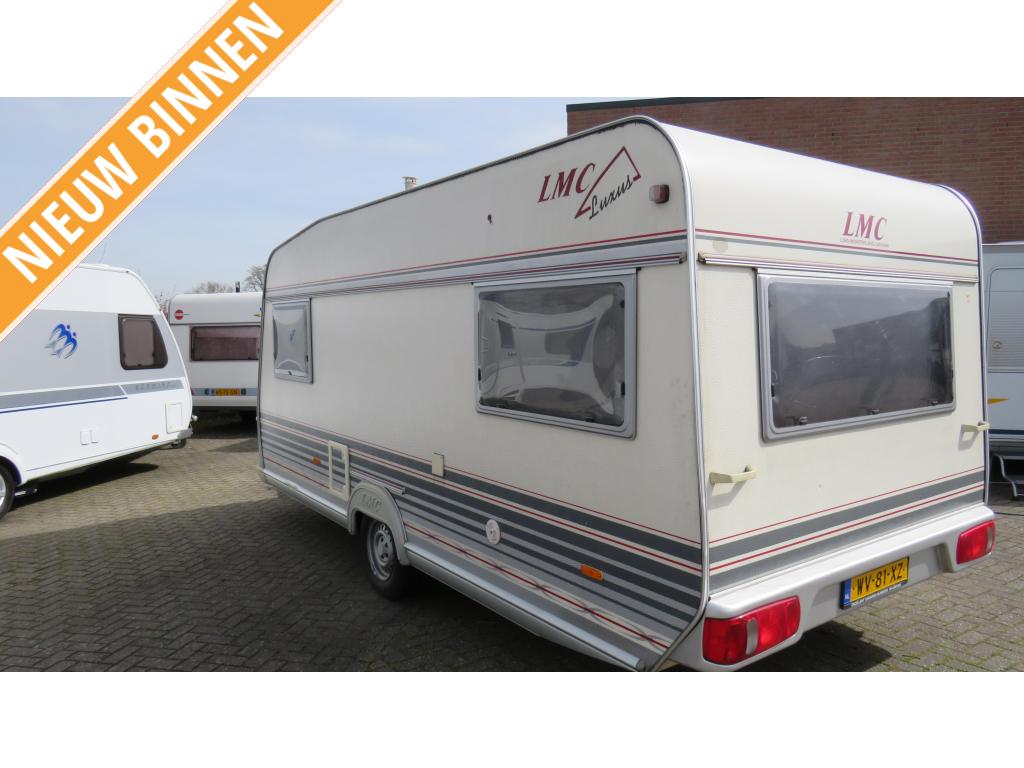LMC LUXES 480 RD BJ 1999 VT NU €4250, Caravans en Kamperen, Niet ingevuld, Rondzit, Bedrijf, Niet ingevuld
