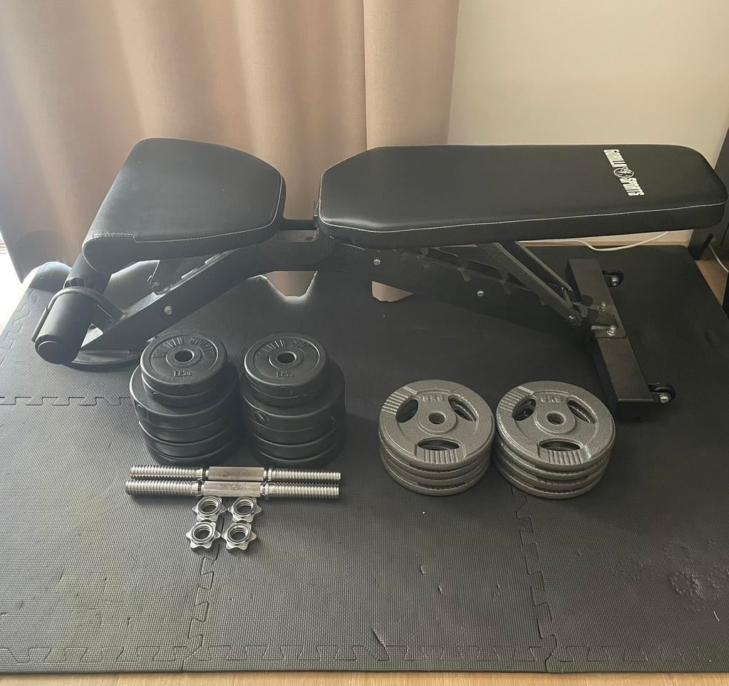 Fitnessbank en halterset, Ophalen, Zo goed als nieuw, Halterset