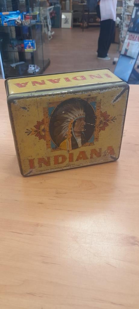 Zeldzaam sigarenblik Indiana 50 sigaren no.889, Verzamelen, Blikken, Ophalen of Verzenden, Gebruikt, Overige