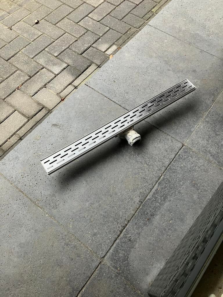 Te koop gebruikte douche drain 785 x70 mm, Ophalen of Verzenden, Zo goed als nieuw